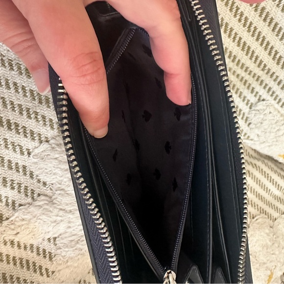 🍒EUC Kate Spade Blue Denim Wallet W/ Red Cherries🍒 - Picture 7 of 8